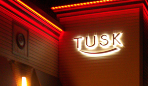 tusk-logo-small